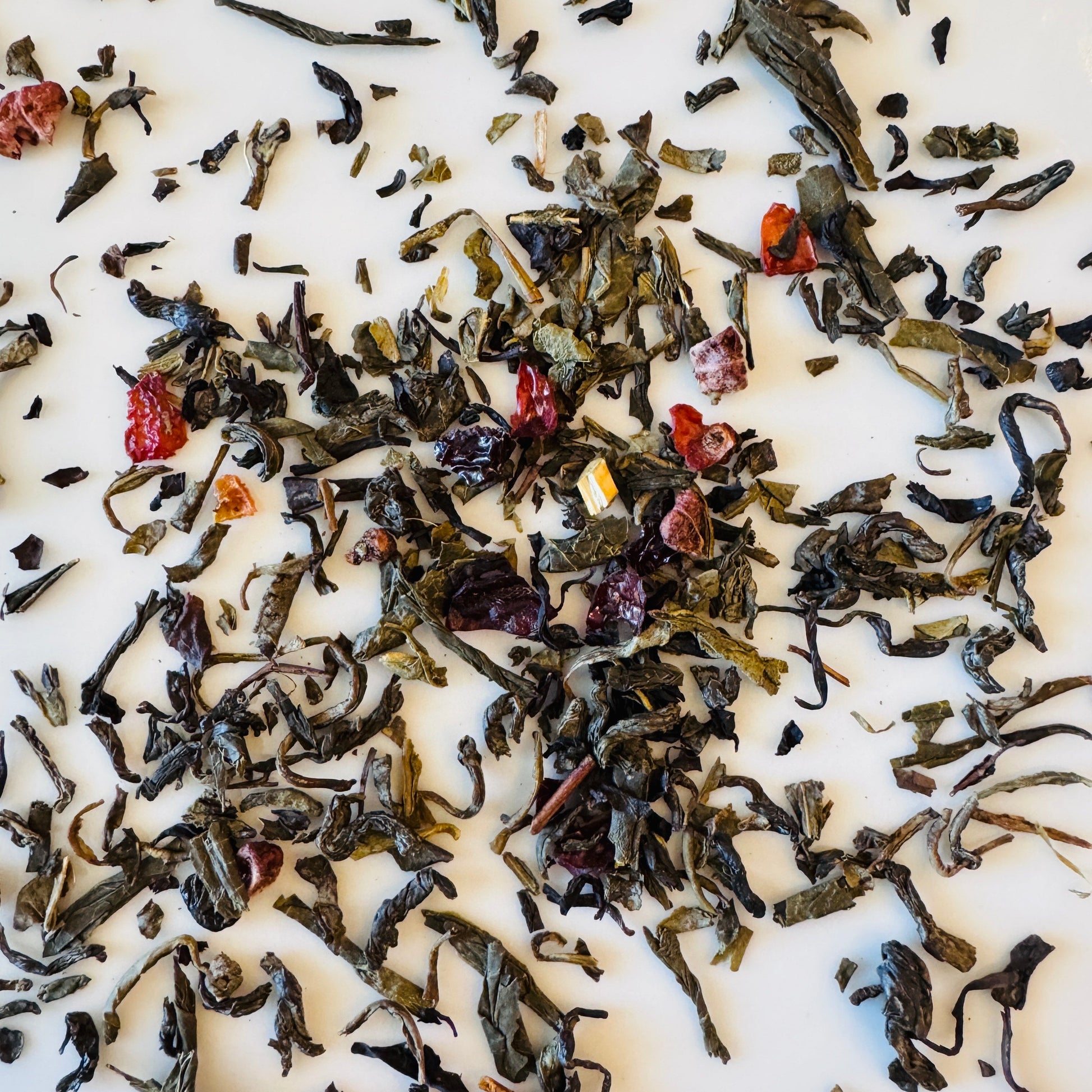 Pomegranate, rosehip, raspberry green tea