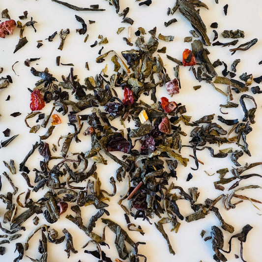 Pomegranate, rosehip, raspberry green tea